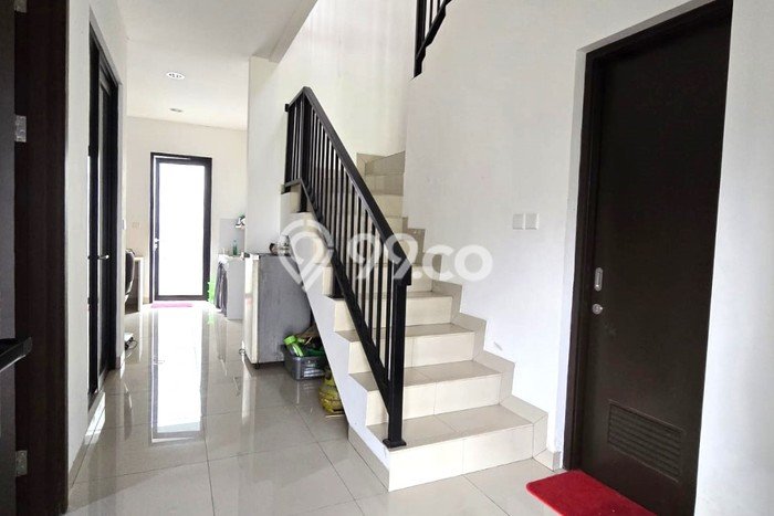 Rumah Luas Asri 3 KT Siap Pakai di Jakarta Garden City Jakarta Timur Rumah Luas Asri 3 KT Siap Pakai di Jakarta Garden City Jakarta Timur