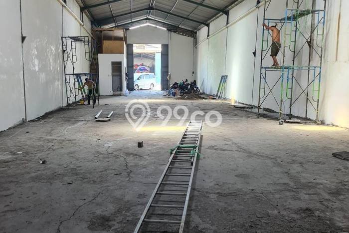 Unit Komersial Disewakan di Surabaya Area Strategis Harga Kompetitif Unit Komersial Disewakan di Surabaya Area Strategis Harga Kompetitif