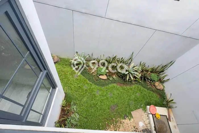 Rumah sewa siap pakai 4 KT di BSD Green Wich, Tangerang Rumah sewa siap pakai 4 KT di BSD Green Wich, Tangerang