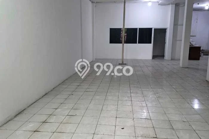 Ruko paling strategis disewakan di Karawaci Tangerang Ruko paling strategis disewakan di Karawaci Tangerang