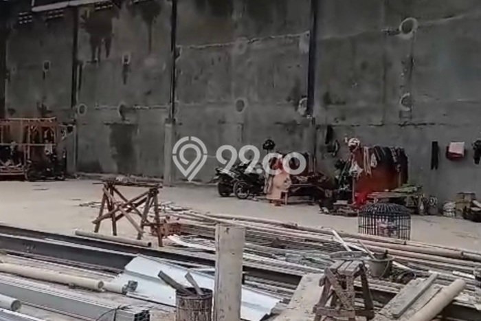 Unit Gudang disewakan di Cipondoh Tangerang dengan LT 800m2 / LB 600m2 Unit Gudang disewakan di Cipondoh Tangerang dengan LT 800m2 / LB 600m2