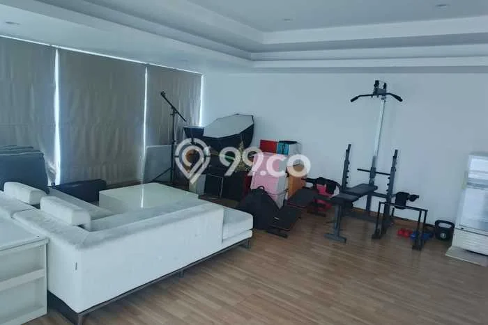 Lokasi terbaik! Rumah siap huni dikontrakkan di Kelapa Gading LB 300m2 Lokasi terbaik! Rumah siap huni dikontrakkan di Kelapa Gading LB 300m2