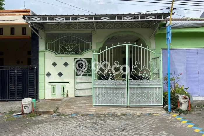 Jual Rumah Siap Huni di Manyar Gresik Harga Rp 300 Juta LT 65m2 Jual Rumah Siap Huni di Manyar Gresik Harga Rp 300 Juta LT 65m2