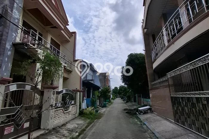 Dijual Cepat Rumah Bagus Siap Huni LB 136m2 di Tandes, Surabaya Dijual Cepat Rumah Bagus Siap Huni LB 136m2 di Tandes, Surabaya