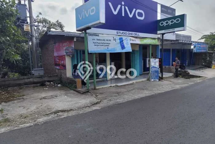 Rumah Sederhana Dijual di Gemarang 3 Kamar dengan LT 310m2 Rumah Sederhana Dijual di Gemarang 3 Kamar dengan LT 310m2