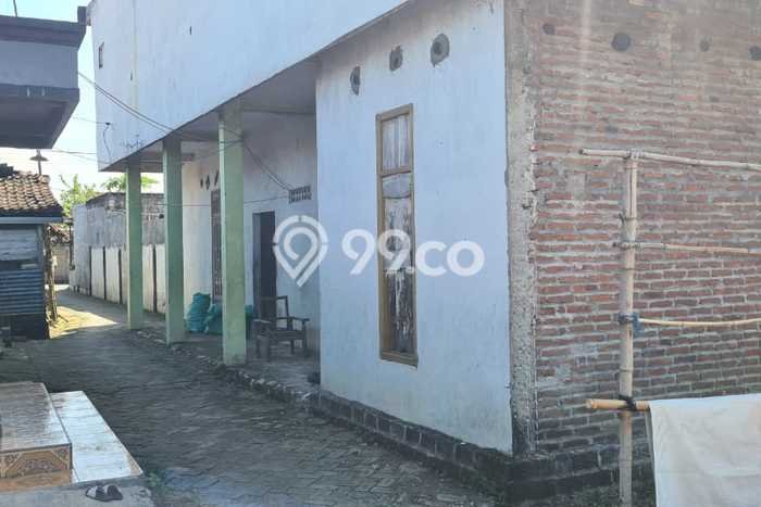 Jual Rumah Siap Huni di Sugihwaras Bojonegoro Harga Rp 285 Juta LT 314m2 Jual Rumah Siap Huni di Sugihwaras Bojonegoro Harga Rp 285 Juta LT 314m2