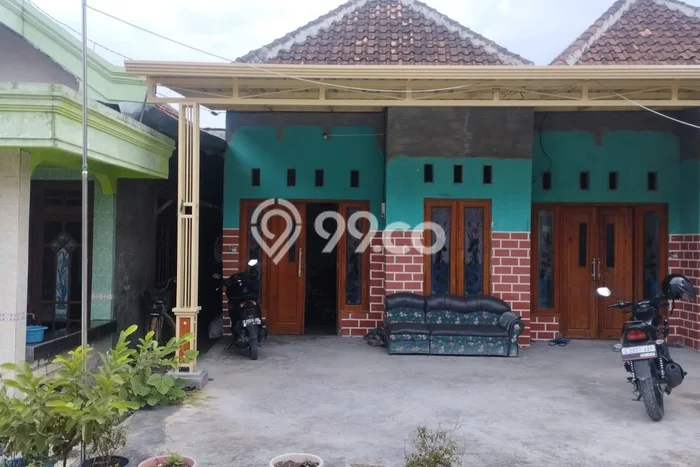 Jual Rumah Harga Miring Turi Punya 3 Kamar & LT 112m2 Jual Rumah Harga Miring Turi Punya 3 Kamar & LT 112m2