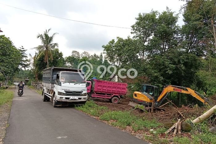 Untuk Dijual Tanah di Kalasan Sleman Luas 121m2 SHM Untuk Dijual Tanah di Kalasan Sleman Luas 121m2 SHM