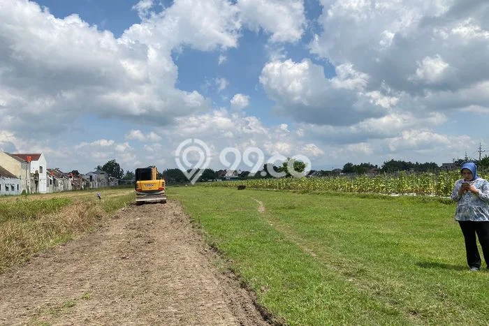 Tanah Dijual Lokasi Strategis di Yogyakarta dengan Luas 108m2 Tanah Dijual Lokasi Strategis di Yogyakarta dengan Luas 108m2