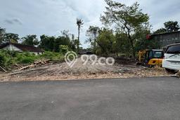 Lahan Kosong Dijual di Kalasan, Sleman, Luas 121m2 Area Strategis Lahan Kosong Dijual di Kalasan, Sleman, Luas 121m2 Area Strategis