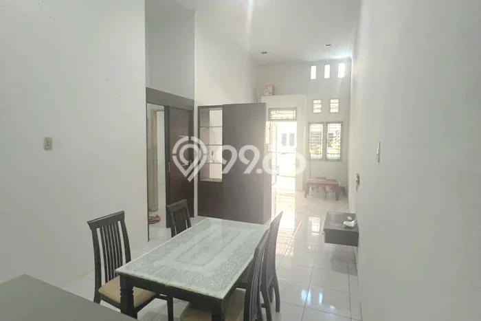 Rumah Modern Cantik 2 KT Siap Huni di Medan Perjuangan Rumah Modern Cantik 2 KT Siap Huni di Medan Perjuangan