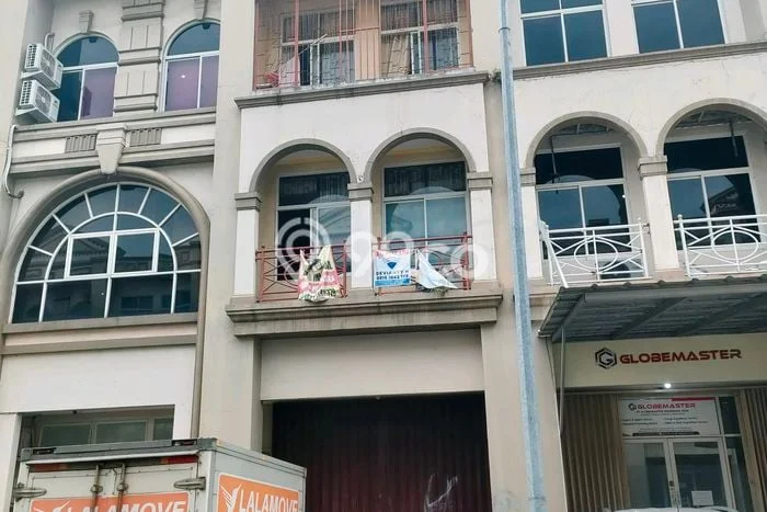 Ruko Bagus Dijual di Galaxy Bekasi Strategis Cocok untuk Kembangkan Bisnis Ruko Bagus Dijual di Galaxy Bekasi Strategis Cocok untuk Kembangkan Bisnis