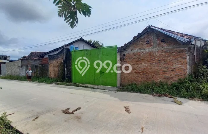 Disewakan Gudang di Kawasan Ramai Bantul Luas 750m2 Disewakan Gudang di Kawasan Ramai Bantul Luas 750m2