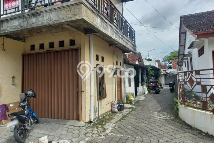 Hunian Cantik Modern Lb 118m2 di Tegalrejo, Yogyakarta Hunian Cantik Modern Lb 118m2 di Tegalrejo, Yogyakarta