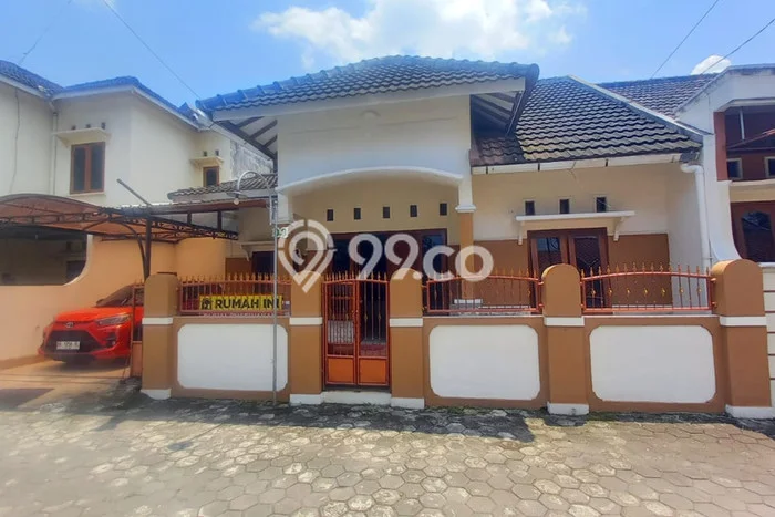 For Sale Rumah 3 Kamar Lokasi Ideal Bagus dan Strategis di Sewon For Sale Rumah 3 Kamar Lokasi Ideal Bagus dan Strategis di Sewon