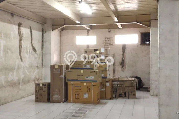 Unit Ruko Dijual di Jakarta Barat LT 82m2 & LB 150m2 Unit Ruko Dijual di Jakarta Barat LT 82m2 & LB 150m2