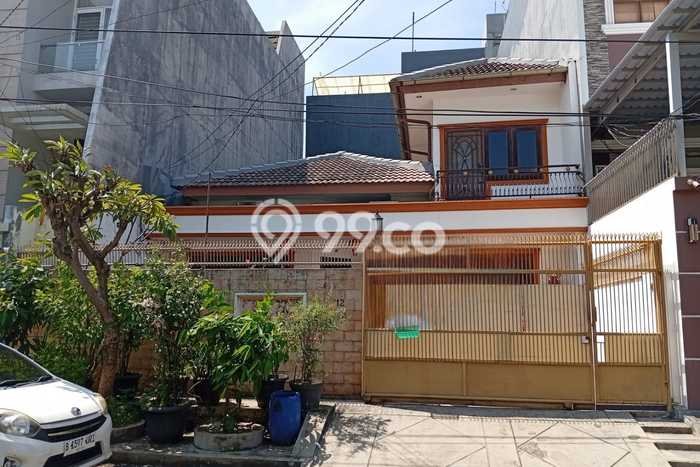 Hunian Mewah LB 200m2 Siap Pakai Desain Elegan di Muara Karang, Jakarta Utara Hunian Mewah LB 200m2 Siap Pakai Desain Elegan di Muara Karang, Jakarta Utara