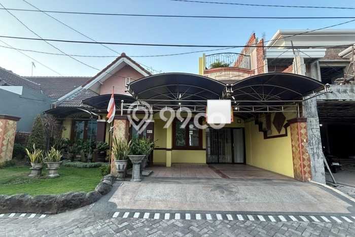 Dijual Rumah 3 Kamar Lokasi Ideal Bagus dan Strategis di Waru Dijual Rumah 3 Kamar Lokasi Ideal Bagus dan Strategis di Waru