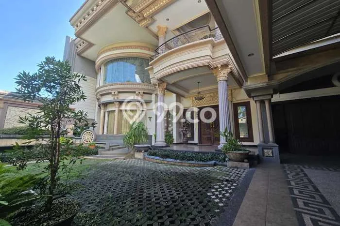 Hunian Super Elit dengan Akses Paling Strategis di Dukuh Kupang, Surabaya Hunian Super Elit dengan Akses Paling Strategis di Dukuh Kupang, Surabaya
