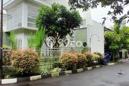 Ready to Use! Premium House LT 244m2 Desain Modern di Cibubur Ready to Use! Premium House LT 244m2 Desain Modern di Cibubur