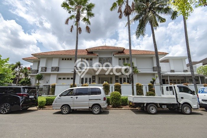 Hunian Modern Untuk Disewakan di Kuningan Jakarta Selatan 5 KT & 4 KM Hunian Modern Untuk Disewakan di Kuningan Jakarta Selatan 5 KT & 4 KM