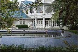 For Sale! Premium House LT 3905m2 Desain Modern di Lebak Bulus For Sale! Premium House LT 3905m2 Desain Modern di Lebak Bulus