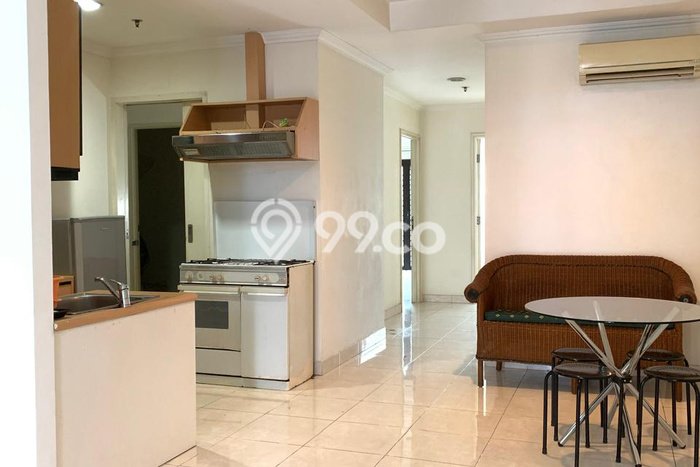Apartemen Disewa Murah 3 KT / 2 KM di Kelapa Gading, Jakarta Utara Apartemen Disewa Murah 3 KT / 2 KM di Kelapa Gading, Jakarta Utara