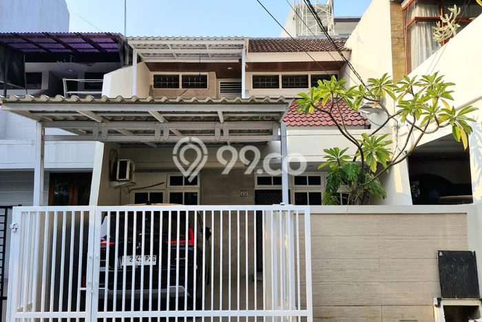 For Sale Rumah 3 Kamar Lokasi Strategis Bagus dan Strategis di Kelapa Gading For Sale Rumah 3 Kamar Lokasi Strategis Bagus dan Strategis di Kelapa Gading