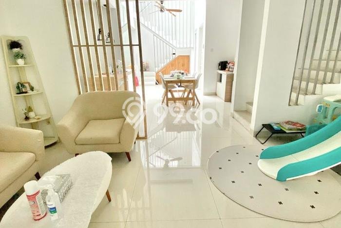Jual Rumah Mewah Megah Dengan View Eksklusif di Bintaro, Tangerang Selatan Jual Rumah Mewah Megah Dengan View Eksklusif di Bintaro, Tangerang Selatan