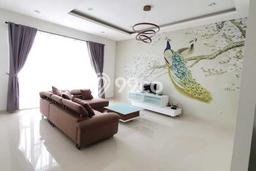 Hunian Mewah LB 250m2 Siap Huni Desain Elegan di Duri Kepa, Jakarta Barat Hunian Mewah LB 250m2 Siap Huni Desain Elegan di Duri Kepa, Jakarta Barat