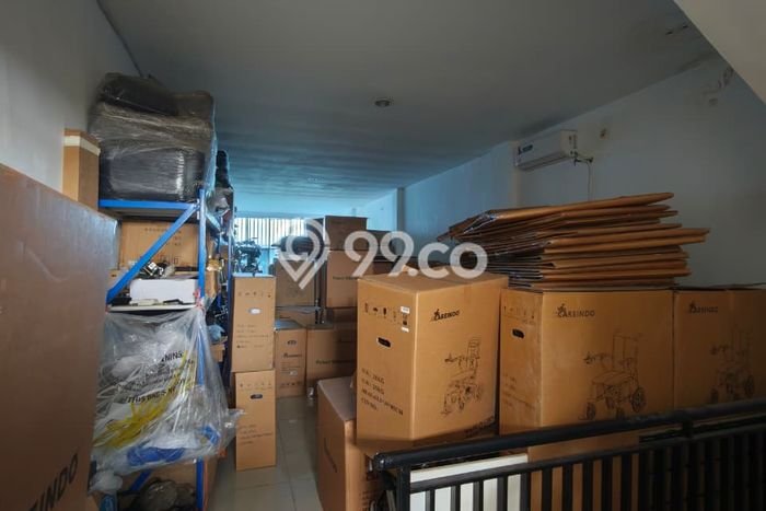 Ruko Bagus Dijual LB 300m2 Lokasi Strategis Jakarta Barat Area Cocok untuk Berbisnis Ruko Bagus Dijual LB 300m2 Lokasi Strategis Jakarta Barat Area Cocok untuk Berbisnis