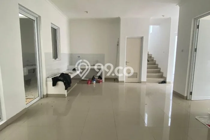 Disewakan Rumah Murah di Green Mansion Jakarta Barat dengan 3 Kamar Tidur Disewakan Rumah Murah di Green Mansion Jakarta Barat dengan 3 Kamar Tidur