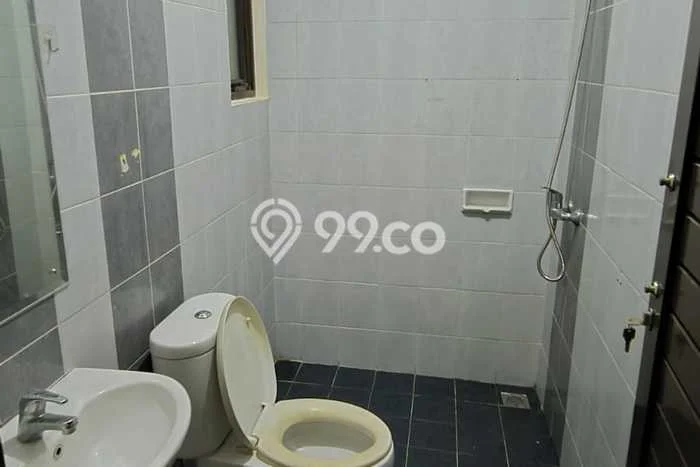 Rumah sewa siap pakai 3 KT di Green Mansion, Jakarta Barat Rumah sewa siap pakai 3 KT di Green Mansion, Jakarta Barat