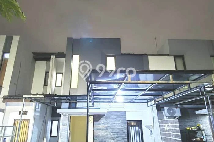Rumah sewa siap pakai 3 KT di Green Mansion, Jakarta Barat Rumah sewa siap pakai 3 KT di Green Mansion, Jakarta Barat