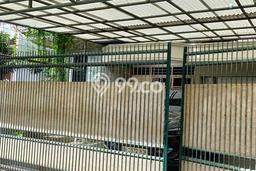 Ready to Use! Premium House LT 200m2 Desain Modern di Kedoya Baru Ready to Use! Premium House LT 200m2 Desain Modern di Kedoya Baru