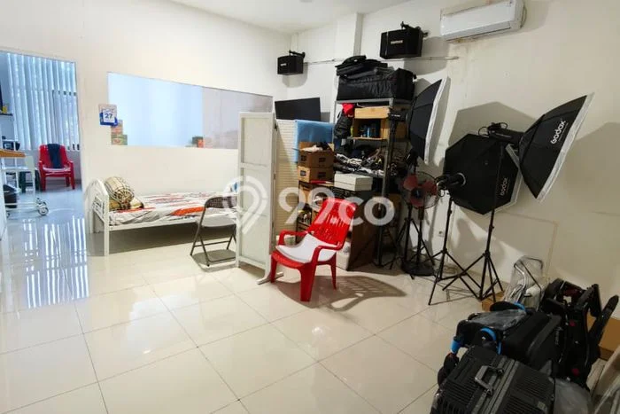 Ruko Bagus Dijual di Jalan Panjang Jakarta Barat Strategis Cocok untuk Kembangkan Bisnis Ruko Bagus Dijual di Jalan Panjang Jakarta Barat Strategis Cocok untuk Kembangkan Bisnis