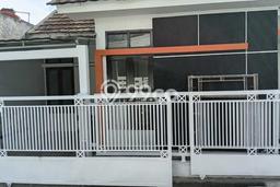 Jual Rumah Harga Miring Jatinangor Punya 2 Kamar & LT 60m2 Jual Rumah Harga Miring Jatinangor Punya 2 Kamar & LT 60m2