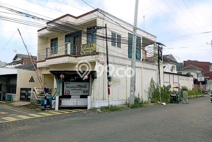Dijual Hunian Rumah Terawat 3 Kamar di Plamongan, Semarang Dijual Hunian Rumah Terawat 3 Kamar di Plamongan, Semarang