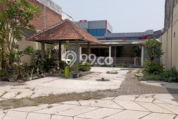 Ruko Dijual di Pedurungan LT 890m2, LB 306m2 Solusi Investasi Cerdas Ruko Dijual di Pedurungan LT 890m2, LB 306m2 Solusi Investasi Cerdas