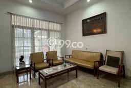 Ready to Use! Premium House LT 304m2 Desain Elegan di Bintaro Ready to Use! Premium House LT 304m2 Desain Elegan di Bintaro