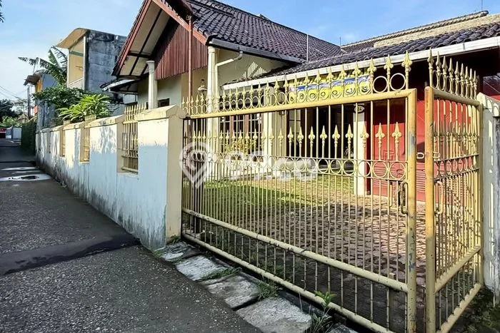 For Sale Rumah Mewah Exclusive di Beji, Depok For Sale Rumah Mewah Exclusive di Beji, Depok