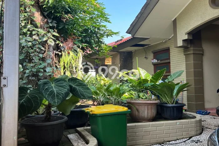 For Sale! Luxury House LT 500m2 Desain Elegan di BSD Kencana Loka For Sale! Luxury House LT 500m2 Desain Elegan di BSD Kencana Loka