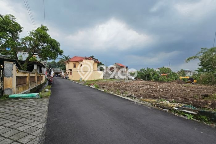 Lahan Dijual Lokasi Sleman, Sleman dengan Luas Tanah 112m2 dan Status SHM Lahan Dijual Lokasi Sleman, Sleman dengan Luas Tanah 112m2 dan Status SHM