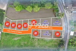 Kavling Tanah di Sleman Dijual Luas 178m2 Legalitas SHM Kavling Tanah di Sleman Dijual Luas 178m2 Legalitas SHM