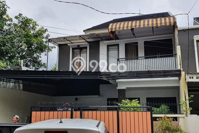Jual Rumah Luas Elegan Dengan View Eksklusif di Kalimalang, Jakarta Timur Jual Rumah Luas Elegan Dengan View Eksklusif di Kalimalang, Jakarta Timur