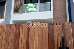 Jual Rumah Strategis Bagus Punya 4 KT di Duren Sawit Jakarta Timur SHM Jual Rumah Strategis Bagus Punya 4 KT di Duren Sawit Jakarta Timur SHM