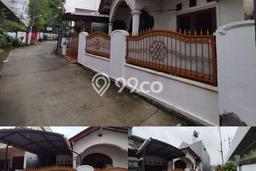 Rumah Luas Asri 5 KT Siap Huni di Jati Cempaka Bekasi Rumah Luas Asri 5 KT Siap Huni di Jati Cempaka Bekasi