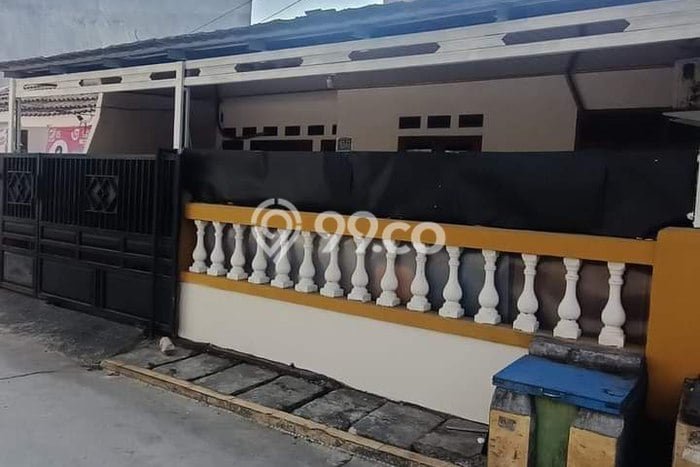 For Sale Rumah 3 Kamar Lokasi Ideal Bagus dan Strategis di Bekasi Utara For Sale Rumah 3 Kamar Lokasi Ideal Bagus dan Strategis di Bekasi Utara