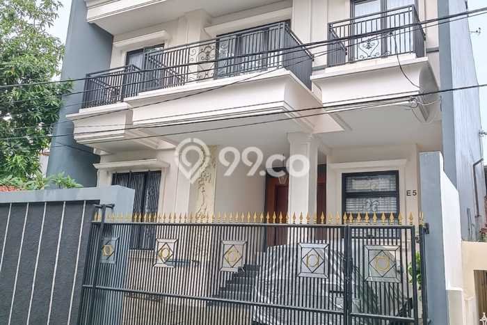 For Sale! Luxury House LT 150m2 Desain Modern di Sunrise Garden For Sale! Luxury House LT 150m2 Desain Modern di Sunrise Garden