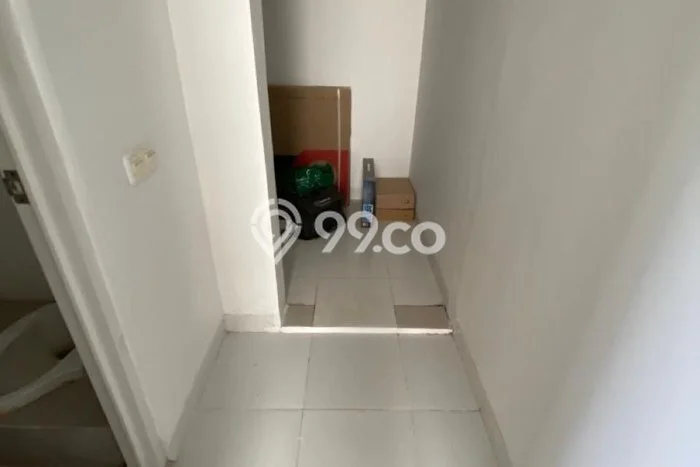 Rumah Luxury Modern Tanpa Renovasi di Joglo Jakarta Barat Rumah Luxury Modern Tanpa Renovasi di Joglo Jakarta Barat